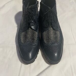 Stylish Black and Gray Men's Derby Shoes